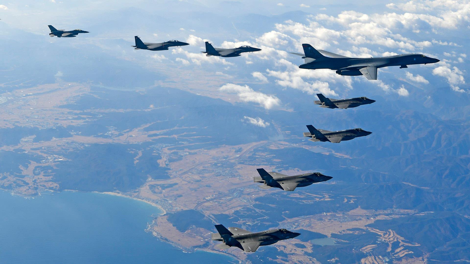 तनावका बीच अमेरिका र दक्षिण कोरियाको लडाकु विमान प्रदर्शनी
